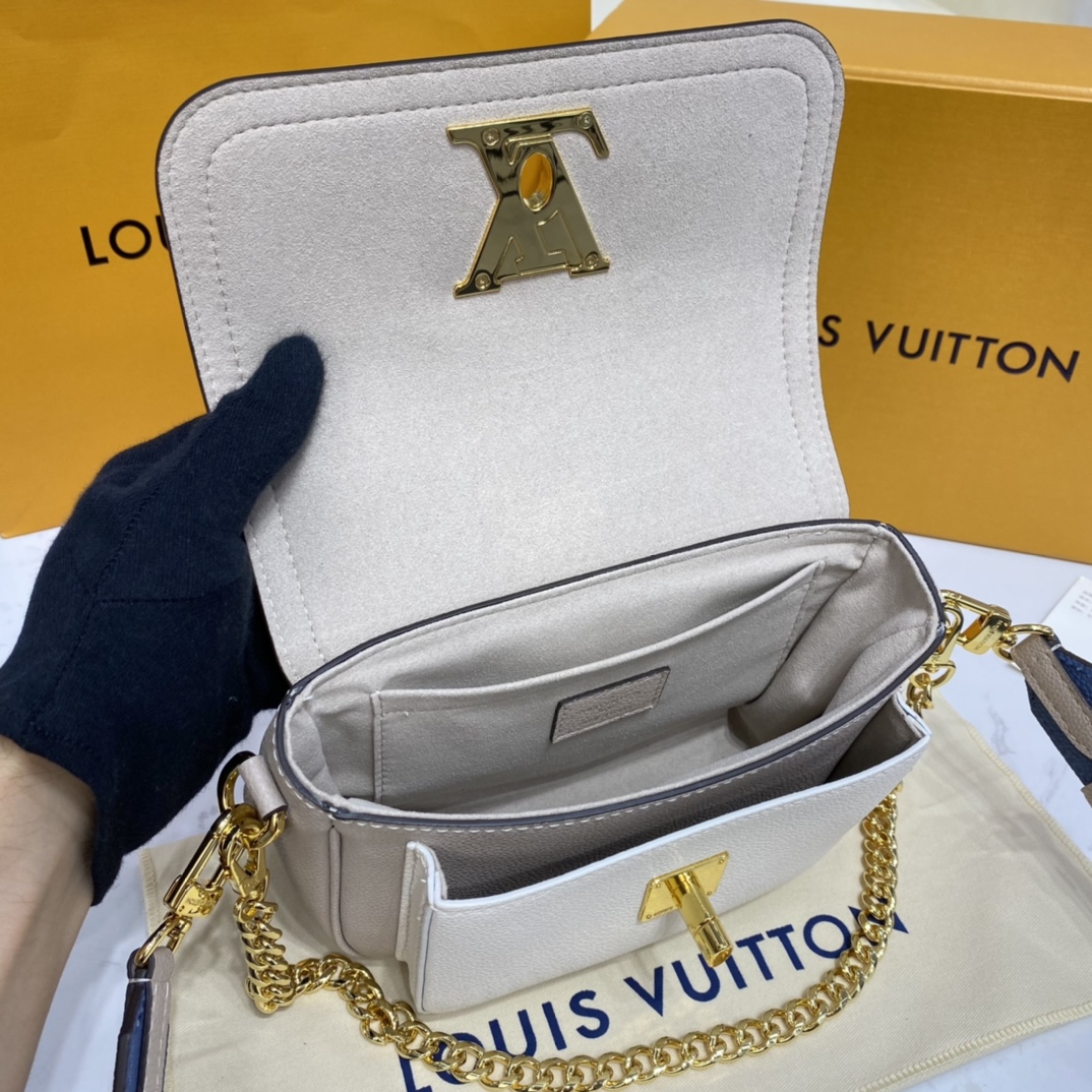 Louis Vuitton LOCKME TENDER Shoudler Bag M58554 Greige